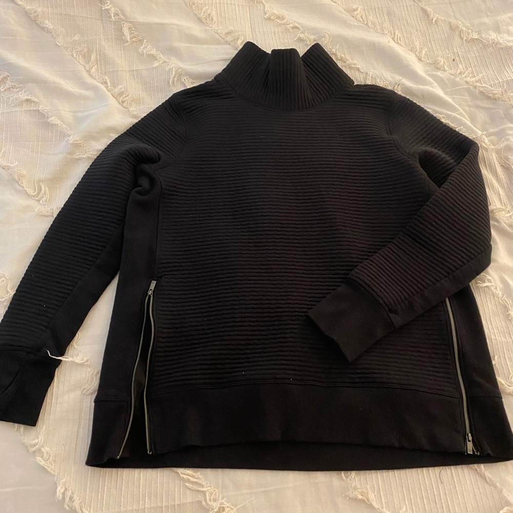 All In Motion zipper detail pullover
